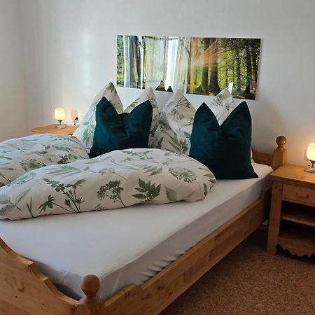 Haus Auszeit Bed and Breakfast Wenns Exteriör bild