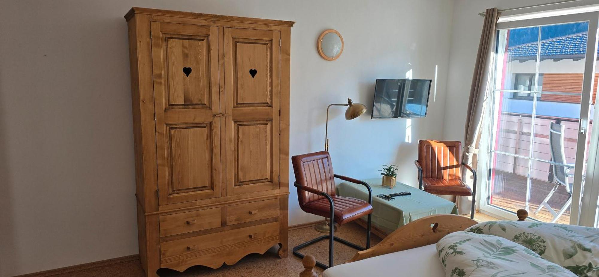 Haus Auszeit Bed and Breakfast Wenns Exteriör bild